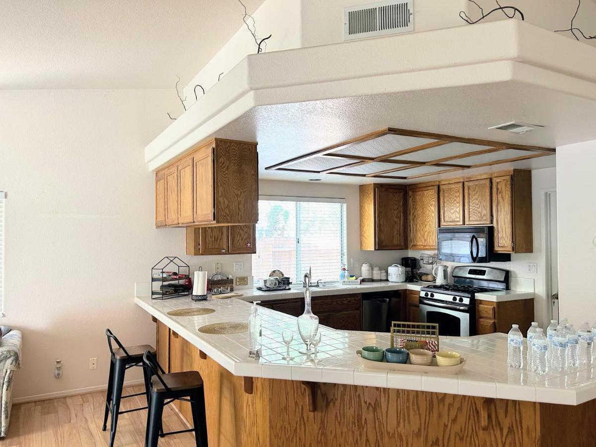 Sundown Sands Hideaway Hemet Exterior photo